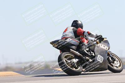 media/Oct-04-2025-CVMA (Sat) [[408bcdd6e4]]/Race 7- Formula 40 MW and LW/